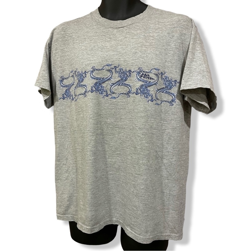 Vintage 90s/Y2K NO FEAR Wrap Around Dragon Graphic T-Shirt